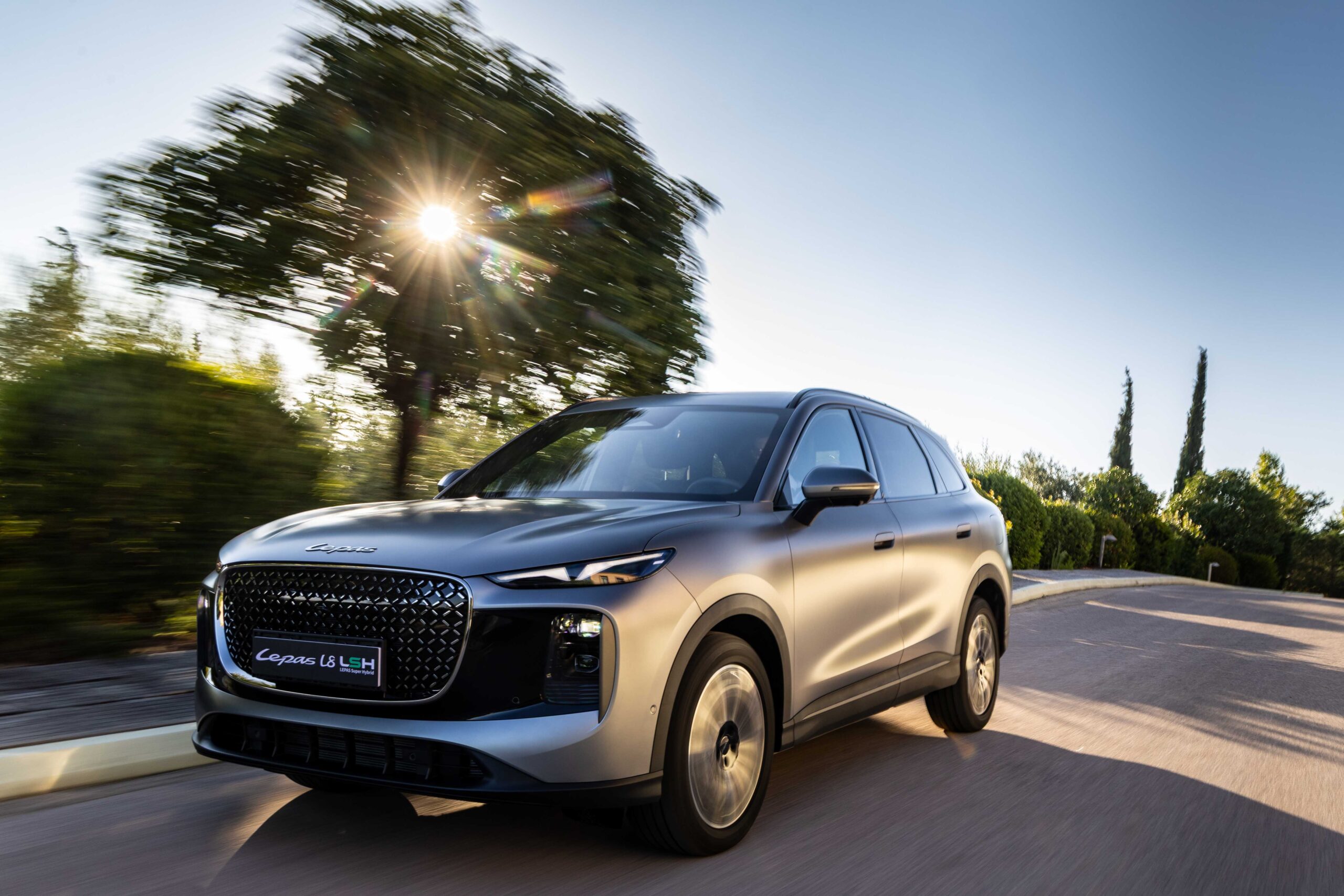 Lepas L8 PHEV